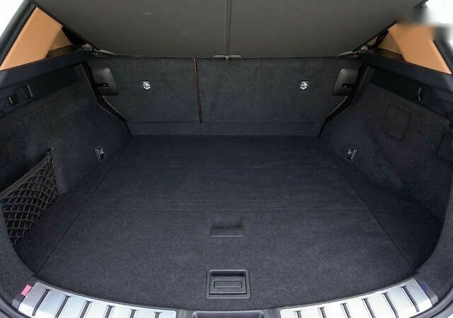 Лексус НХ, об'ємом двигуна 0 л та пробігом 7 тис. км за 66328 $, фото 9 на Automoto.ua
