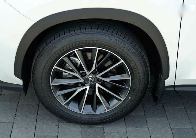 Лексус НХ, об'ємом двигуна 0 л та пробігом 7 тис. км за 66328 $, фото 13 на Automoto.ua