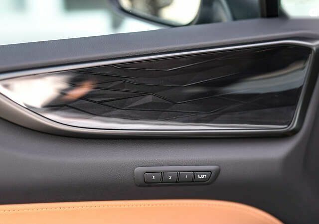 Лексус НХ, об'ємом двигуна 0 л та пробігом 7 тис. км за 66328 $, фото 14 на Automoto.ua