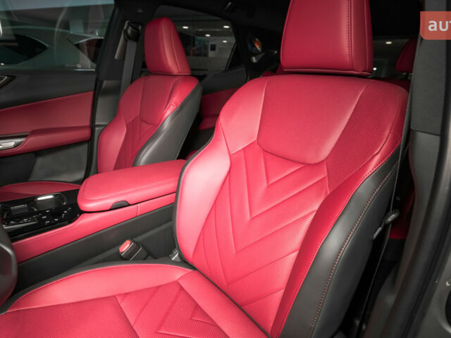 Лексус НХ, об'ємом двигуна 2.49 л та пробігом 0 тис. км за 69550 $, фото 13 на Automoto.ua