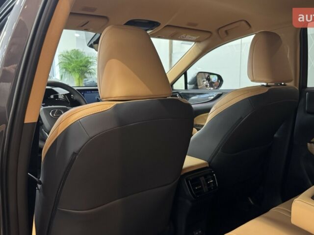 Лексус НХ 2025 у Києві на Automoto.ua Лексус НХ, об'ємом двигуна 2.49 л та пробігом 0 тис. км за 69550 $, фото 24 на Automoto.ua