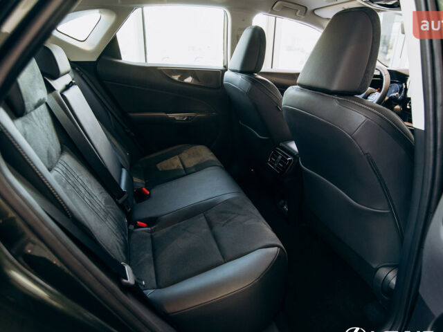 Лексус НХ, об'ємом двигуна 1.99 л та пробігом 0 тис. км за 51013 $, фото 15 на Automoto.ua