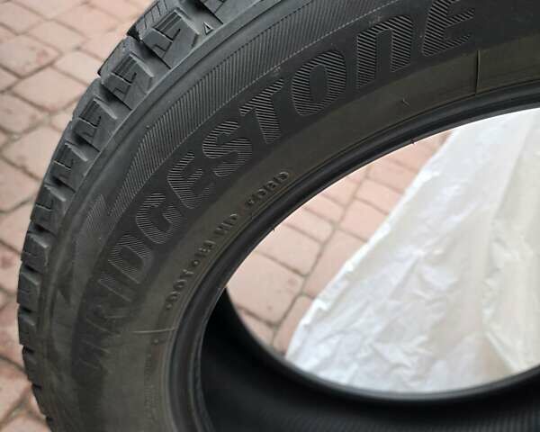 Сірий Лексус НХ, об'ємом двигуна 2 л та пробігом 104 тис. км за 19399 $, фото 43 на Automoto.ua