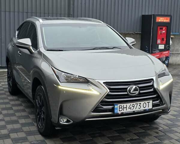 Сірий Лексус НХ, об'ємом двигуна 2 л та пробігом 104 тис. км за 19399 $, фото 2 на Automoto.ua