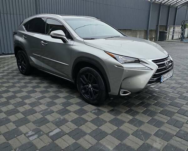 Сірий Лексус НХ, об'ємом двигуна 2 л та пробігом 104 тис. км за 19399 $, фото 8 на Automoto.ua