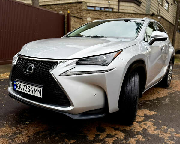 Серый Лексус НХ, объемом двигателя 2 л и пробегом 115 тыс. км за 16300 $, фото 2 на Automoto.ua