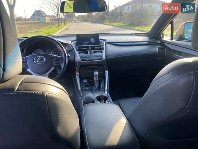Серый Лексус НХ, объемом двигателя 2 л и пробегом 150 тыс. км за 21500 $, фото 14 на Automoto.ua