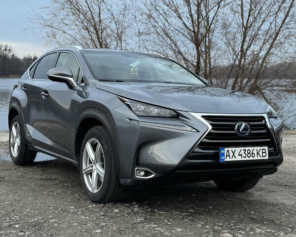 Сірий Лексус НХ, об'ємом двигуна 2.49 л та пробігом 120 тис. км за 22100 $, фото 8 на Automoto.ua