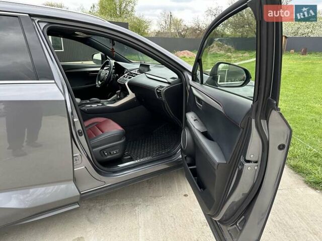 Сірий Лексус НХ, об'ємом двигуна 2 л та пробігом 154 тис. км за 28900 $, фото 31 на Automoto.ua