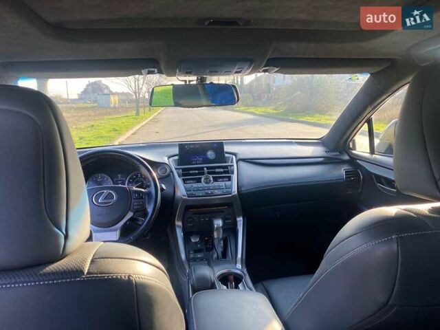 Серый Лексус НХ, объемом двигателя 2 л и пробегом 150 тыс. км за 21500 $, фото 15 на Automoto.ua