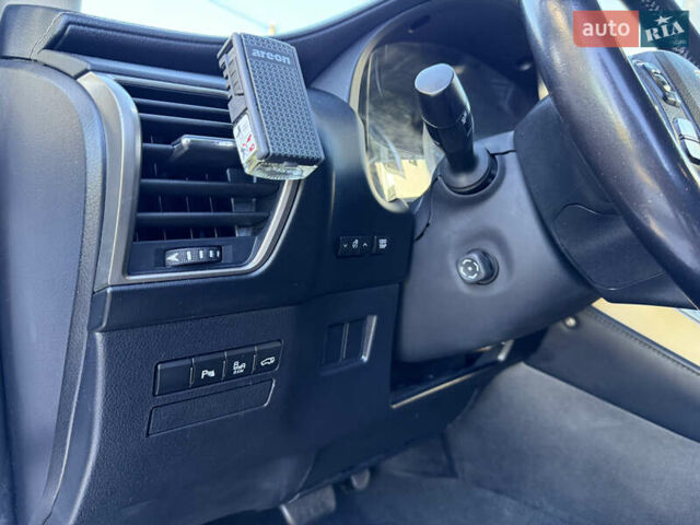 Сірий Лексус НХ, об'ємом двигуна 2 л та пробігом 112 тис. км за 16800 $, фото 19 на Automoto.ua
