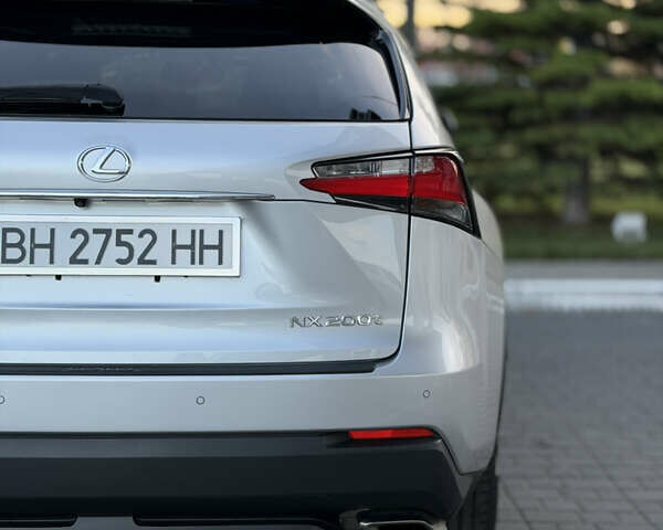 Сірий Лексус НХ, об'ємом двигуна 2 л та пробігом 105 тис. км за 22000 $, фото 22 на Automoto.ua