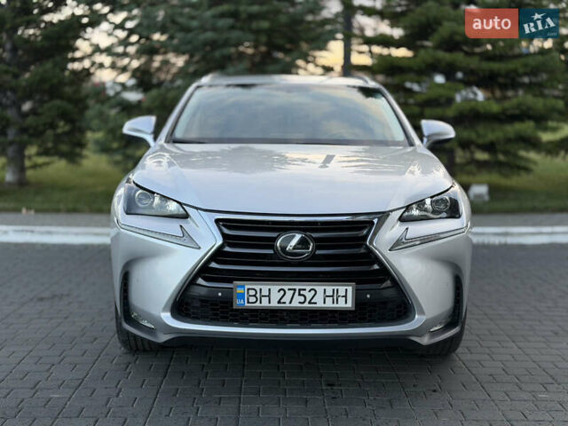 Сірий Лексус НХ, об'ємом двигуна 2 л та пробігом 105 тис. км за 22000 $, фото 6 на Automoto.ua