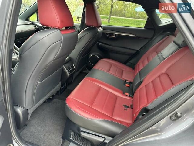 Сірий Лексус НХ, об'ємом двигуна 2 л та пробігом 154 тис. км за 28900 $, фото 22 на Automoto.ua