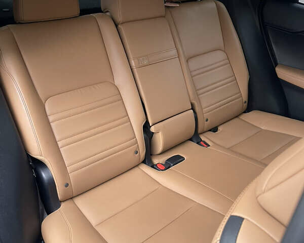 Сірий Лексус НХ, об'ємом двигуна 2 л та пробігом 142 тис. км за 20800 $, фото 21 на Automoto.ua