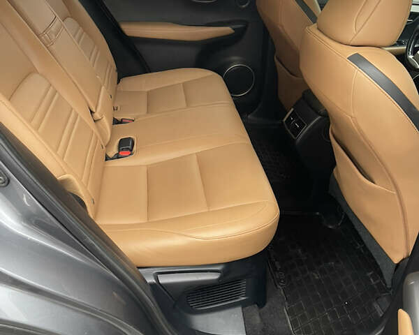 Сірий Лексус НХ, об'ємом двигуна 2 л та пробігом 142 тис. км за 20800 $, фото 19 на Automoto.ua
