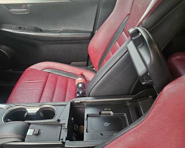 Сірий Лексус НХ, об'ємом двигуна 2 л та пробігом 317 тис. км за 19200 $, фото 11 на Automoto.ua