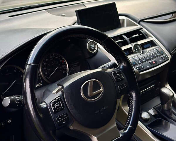 Лексус НХ 2015 у Житомирі на Automoto.ua Сірий Лексус НХ, об'ємом двигуна 2 л та пробігом 117 тис. км за 22900 $, фото 8 на Automoto.ua