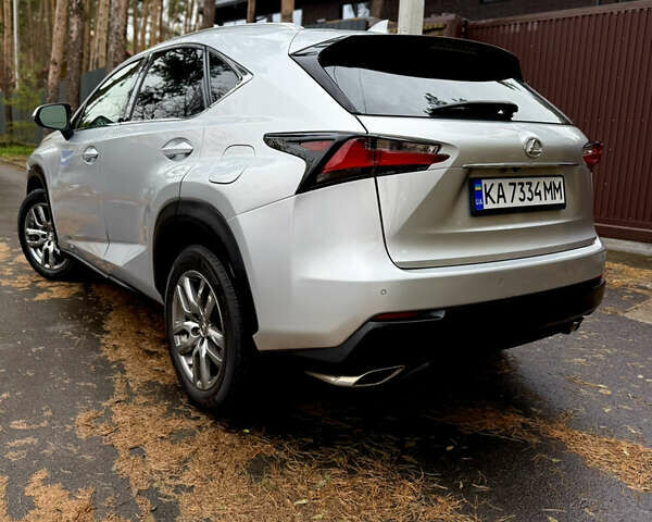 Серый Лексус НХ, объемом двигателя 2 л и пробегом 111 тыс. км за 17900 $, фото 3 на Automoto.ua