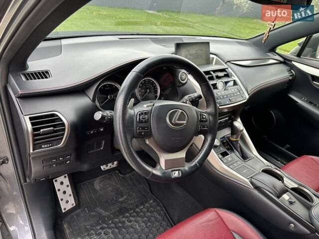 Сірий Лексус НХ, об'ємом двигуна 2 л та пробігом 154 тис. км за 28900 $, фото 19 на Automoto.ua