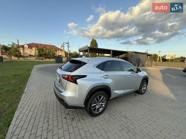 Серый Лексус НХ, объемом двигателя 2 л и пробегом 128 тыс. км за 27000 $, фото 10 на Automoto.ua