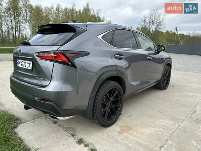 Сірий Лексус НХ, об'ємом двигуна 2 л та пробігом 154 тис. км за 28900 $, фото 5 на Automoto.ua