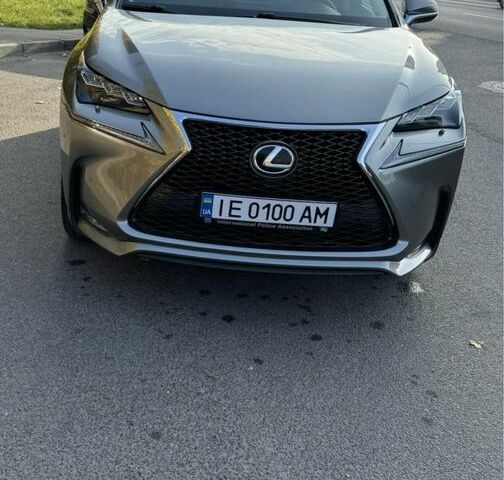 Серый Лексус НХ, объемом двигателя 2 л и пробегом 78 тыс. км за 27500 $, фото 1 на Automoto.ua