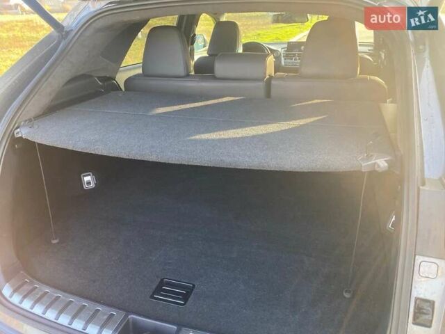 Серый Лексус НХ, объемом двигателя 2 л и пробегом 150 тыс. км за 21500 $, фото 24 на Automoto.ua