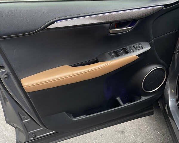 Сірий Лексус НХ, об'ємом двигуна 2 л та пробігом 142 тис. км за 20800 $, фото 39 на Automoto.ua