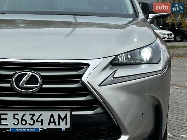 Серый Лексус НХ, объемом двигателя 2 л и пробегом 137 тыс. км за 17800 $, фото 7 на Automoto.ua