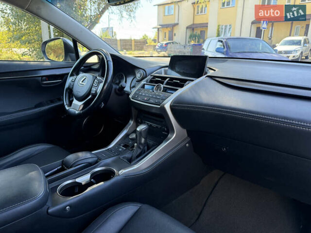 Сірий Лексус НХ, об'ємом двигуна 2 л та пробігом 112 тис. км за 16800 $, фото 23 на Automoto.ua
