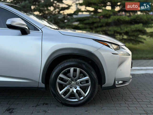 Сірий Лексус НХ, об'ємом двигуна 2 л та пробігом 105 тис. км за 22000 $, фото 23 на Automoto.ua