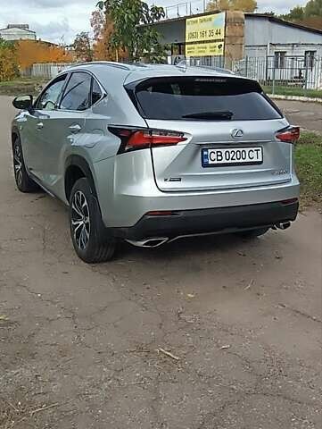Серый Лексус НХ, объемом двигателя 2 л и пробегом 166 тыс. км за 25500 $, фото 5 на Automoto.ua
