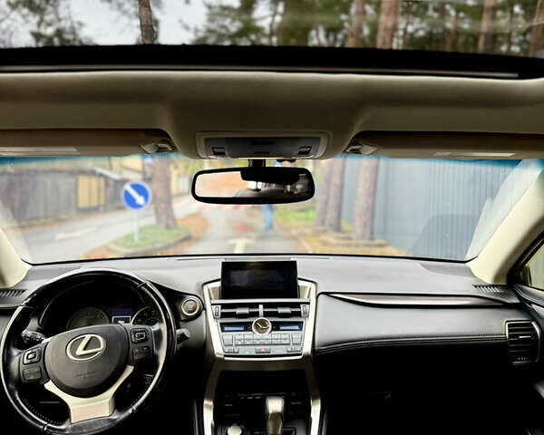 Серый Лексус НХ, объемом двигателя 2 л и пробегом 115 тыс. км за 16300 $, фото 10 на Automoto.ua