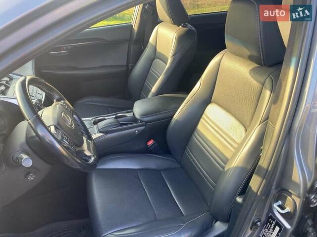 Серый Лексус НХ, объемом двигателя 2 л и пробегом 150 тыс. км за 21500 $, фото 9 на Automoto.ua