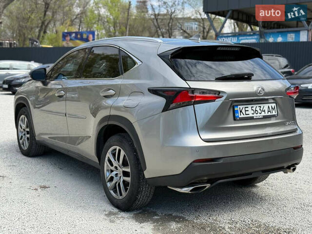 Сірий Лексус НХ, об'ємом двигуна 2 л та пробігом 137 тис. км за 19500 $, фото 4 на Automoto.ua