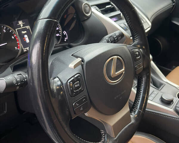 Сірий Лексус НХ, об'ємом двигуна 2 л та пробігом 142 тис. км за 20800 $, фото 40 на Automoto.ua