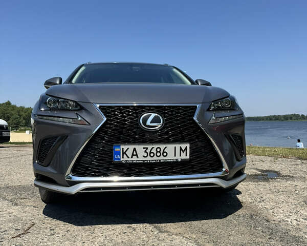 Сірий Лексус НХ, об'ємом двигуна 2 л та пробігом 137 тис. км за 21500 $, фото 6 на Automoto.ua