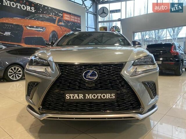 Сірий Лексус НХ, об'ємом двигуна 2.49 л та пробігом 55 тис. км за 29500 $, фото 5 на Automoto.ua