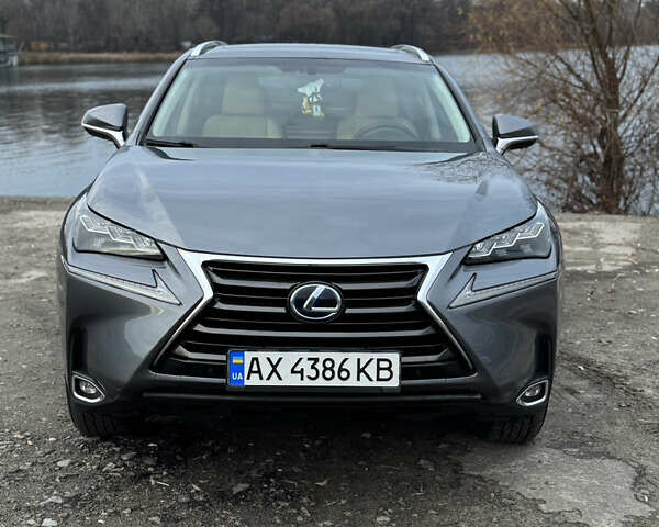 Сірий Лексус НХ, об'ємом двигуна 2.49 л та пробігом 120 тис. км за 22100 $, фото 6 на Automoto.ua