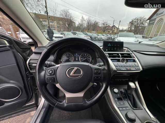 Серый Лексус НХ, объемом двигателя 2 л и пробегом 98 тыс. км за 27740 $, фото 33 на Automoto.ua