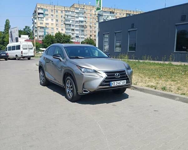 Серый Лексус НХ, объемом двигателя 2 л и пробегом 106 тыс. км за 17500 $, фото 2 на Automoto.ua