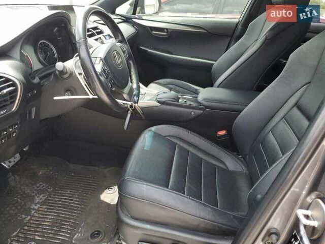 Серый Лексус НХ, объемом двигателя 2 л и пробегом 151 тыс. км за 8500 $, фото 6 на Automoto.ua