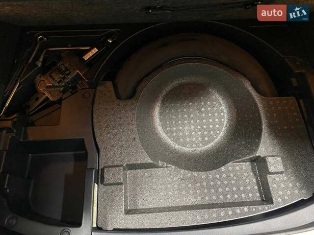 Сірий Лексус НХ, об'ємом двигуна 2 л та пробігом 87 тис. км за 22000 $, фото 31 на Automoto.ua