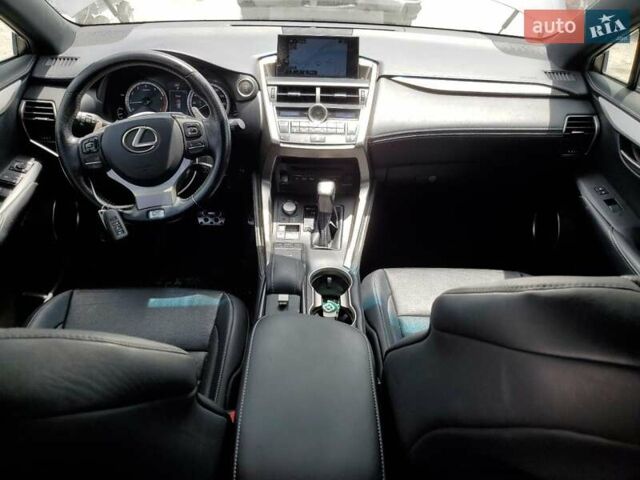 Серый Лексус НХ, объемом двигателя 2 л и пробегом 151 тыс. км за 8500 $, фото 7 на Automoto.ua