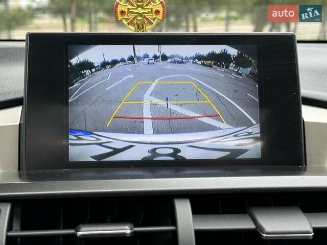 Сірий Лексус НХ, об'ємом двигуна 2 л та пробігом 140 тис. км за 21999 $, фото 25 на Automoto.ua