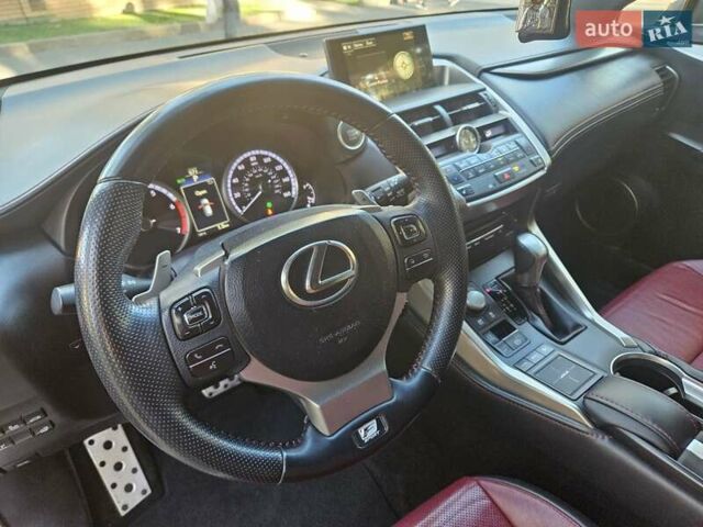 Сірий Лексус НХ, об'ємом двигуна 2 л та пробігом 175 тис. км за 18600 $, фото 7 на Automoto.ua