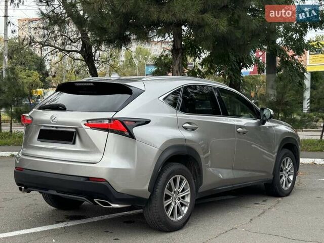 Сірий Лексус НХ, об'ємом двигуна 2 л та пробігом 140 тис. км за 21999 $, фото 11 на Automoto.ua