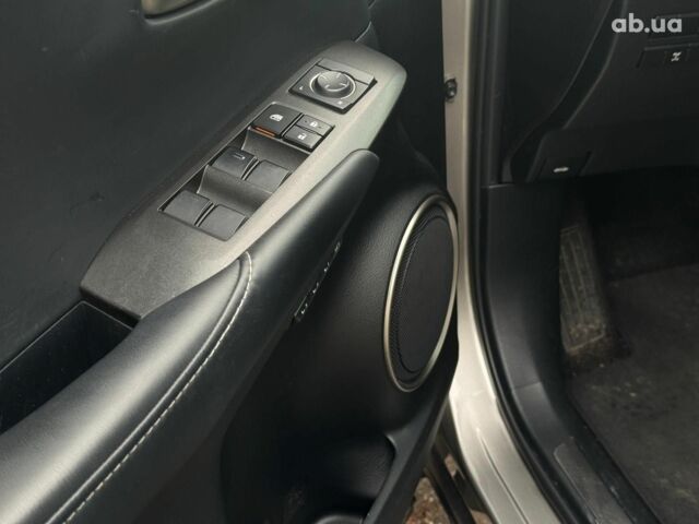 Серый Лексус НХ, объемом двигателя 2 л и пробегом 98 тыс. км за 27740 $, фото 20 на Automoto.ua