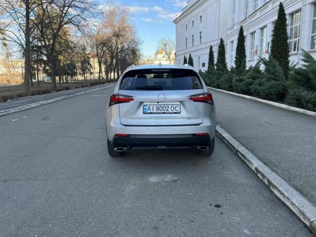 Серый Лексус НХ, объемом двигателя 2 л и пробегом 150 тыс. км за 22000 $, фото 2 на Automoto.ua